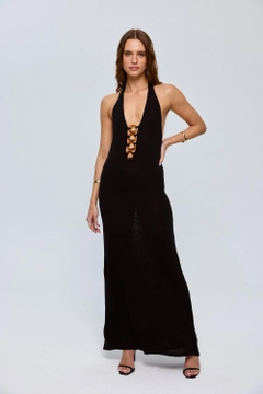 Ένα μοντέλο χονδρικής πώλησης ρούχων φοράει tbu12643-halter-knitted-long-dress-black, τούρκικο Φόρεμα χονδρικής πώλησης από Tuba Butik