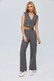 A wholesale clothing model wears tbu12704-women's-straight-cut-cargo-trousers-smoked, Turkish wholesale  of 