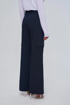 A wholesale clothing model wears tbu12768-women's-straight-cut-cargo-trousers-navy-blue, Turkish wholesale Pants of Tuba Butik