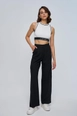 A wholesale clothing model wears tbu12796-women's-straight-cut-cargo-pants-black, Turkish wholesale  of 