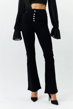 Ένα μοντέλο χονδρικής πώλησης ρούχων φοράει 41146 - Jeans - Black, τούρκικο Τζιν χονδρικής πώλησης από Tuba Butik