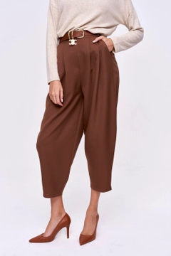 Veľkoobchodný model oblečenia nosí tbu11963-pleated-shalwar-women's-trousers-brown, turecký veľkoobchodný Nohavice od Tuba Butik