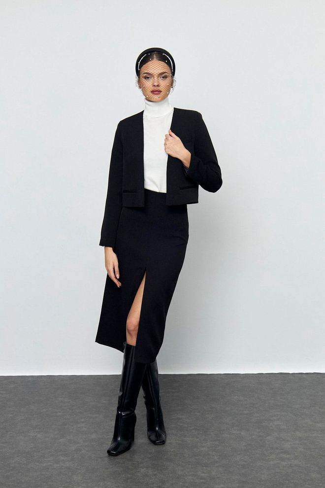 Tuba Giacca da donna corta senza colletto Nera Abbigliamento all'ingrosso Formale