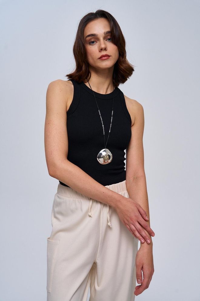 Tuba Damesondershirt Met Halterhals Zwart Groothandel Kleding Casual