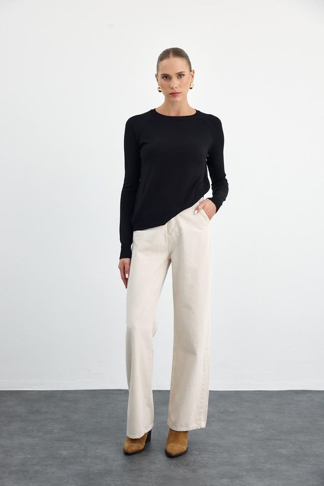 Tuba Pull Femme Col Rond Basic Knitwear Noir Vêtements en gros Décontracté