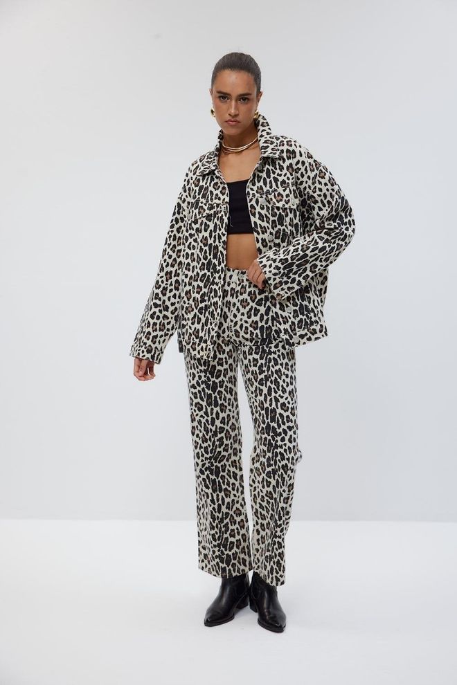 Tuba Jeans Femme Jambe Large À Motif Léopard Crème Vêtements en gros Décontracté