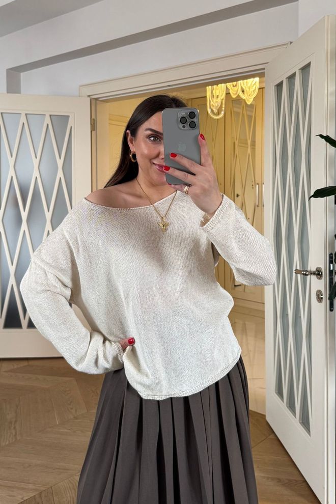 Tuba Suéter Feminino De Malha Fina Com Gola Redonda Creme Roupas por atacado Casual