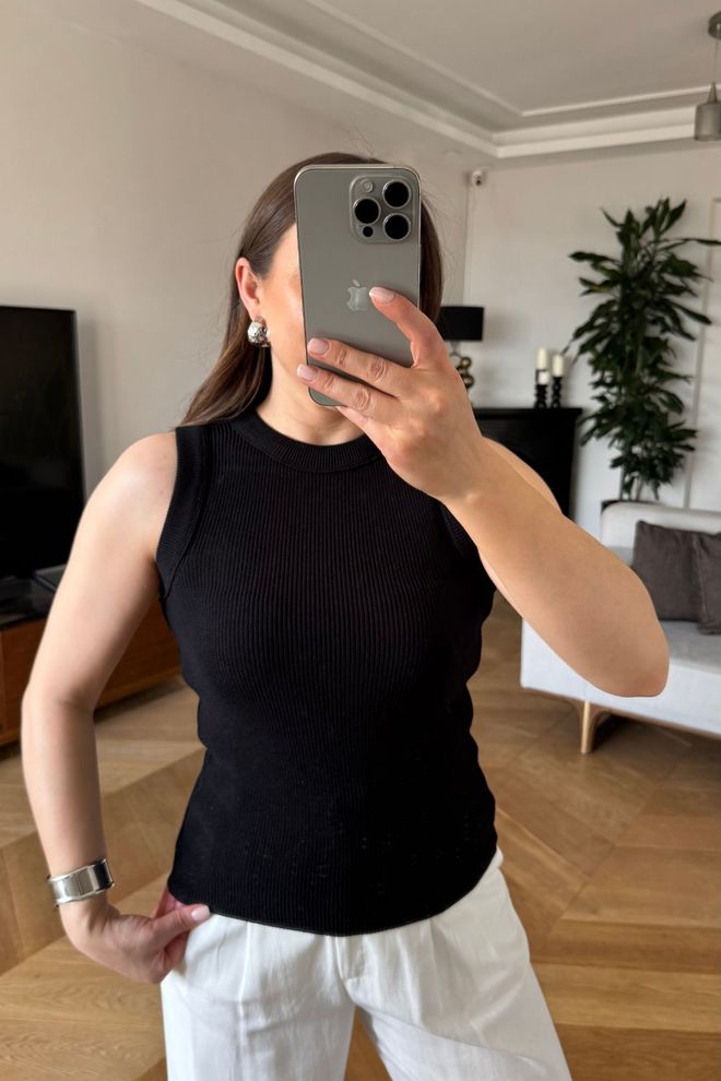 Tuba Pletenina Bluza Z Brezrokavnim Izrezom Črna Oblačila na debelo Ležerno