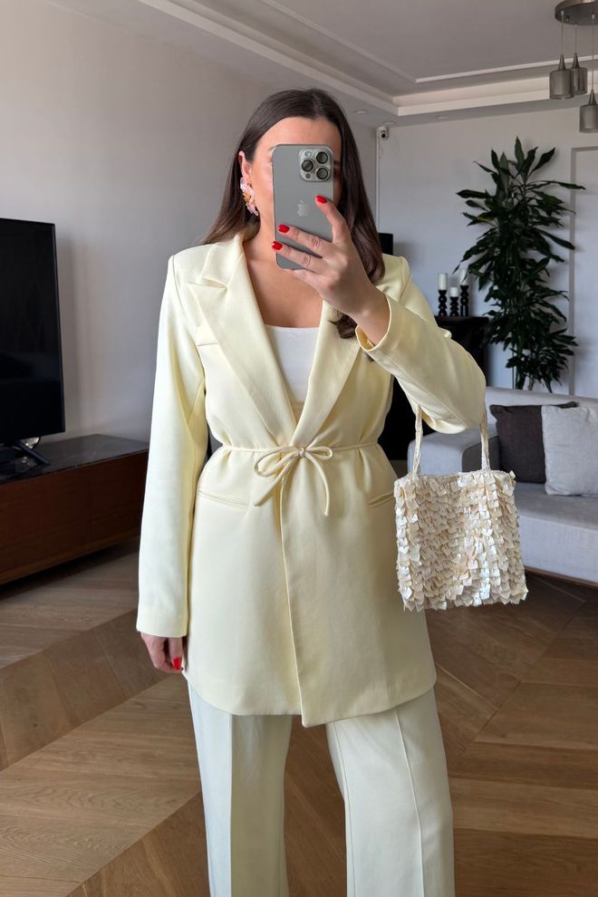 Tuba Blazer Feminino Tie Up Detailed Blazer Amarelo Roupas por atacado Elegante