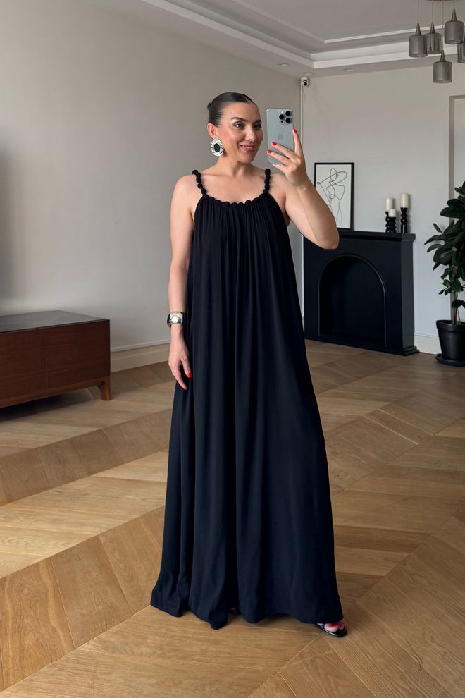 Tuba Elegancka Czarna Halka Z Kwadratowym Dekoltem Hurtowa sprzedaż odzieży Casual