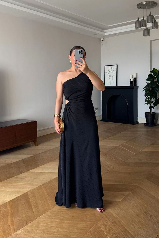 Tuba Elegantes Schwarzes Etuikleid Mit Ein Schulter Ausschnitt Großhandelskleidung 1