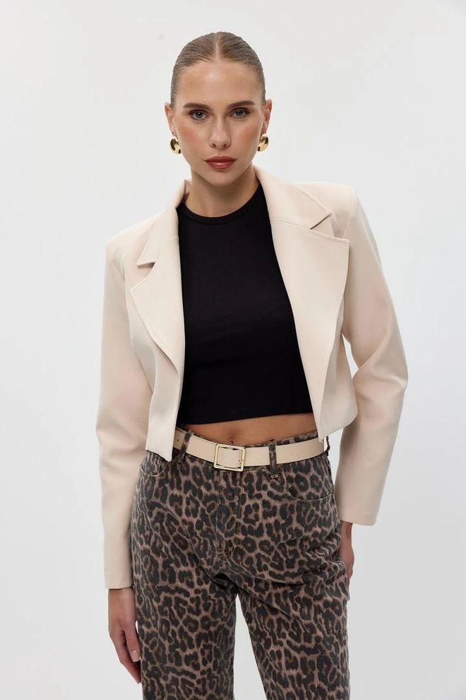 Tuba Veste Femme Blazer Court Rembourré Écru Vêtements en gros Anniversaire