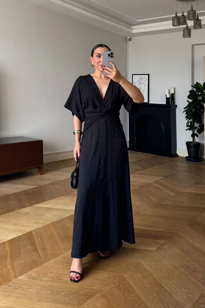 Tuba Elegant Black Wrap Dress With Plunging Neck Wholesale Clothing 5