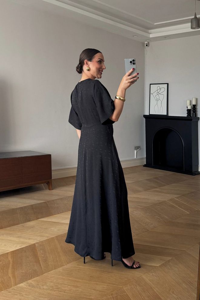 Tuba Elegant Black Wrap Dress With Plunging Neck Wholesale Clothing Wedding