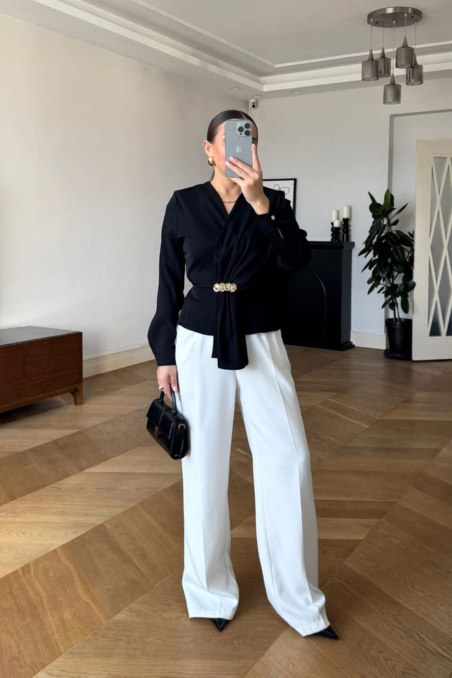 Tuba Black Slim Fit V Neck Buttoned Shirt Wholesale Clothing Spring