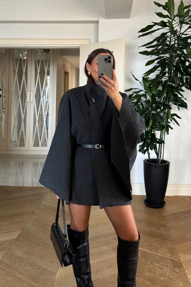 Tuba Cappotto Nero Oversize A Portafoglio Con Collo Alto Abbigliamento all'ingrosso Autunno