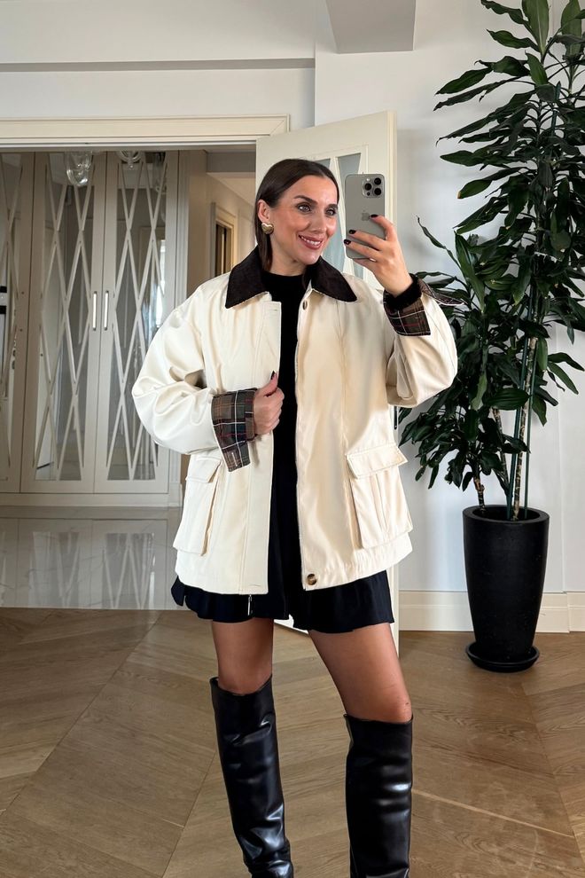 Tuba Beiger Auto Mantel Mit Oversized Passform Und Reißverschluss Großhandelskleidung Jahrgang