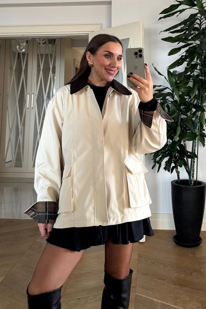 Tuba Beiger Auto Mantel Mit Oversized Passform Und Reißverschluss Großhandelskleidung 1