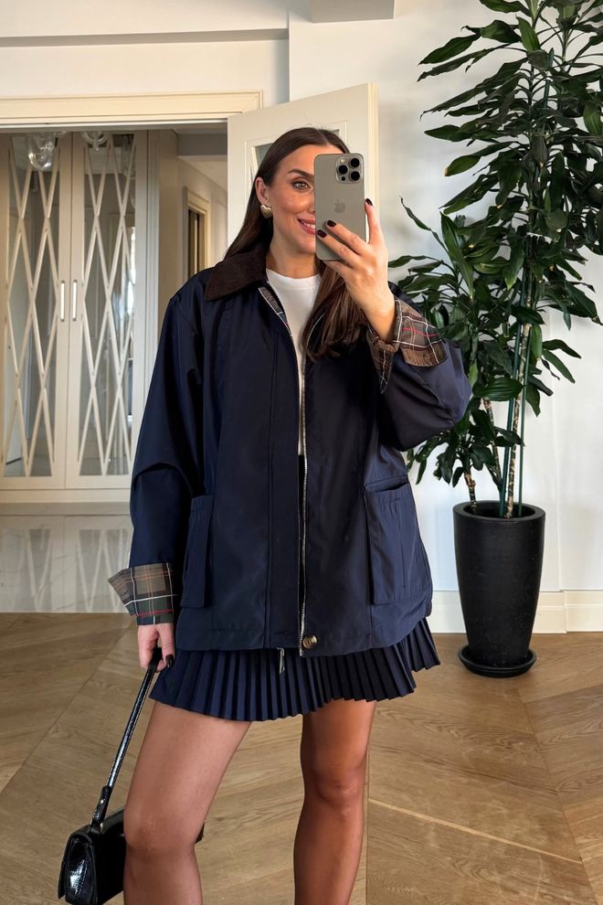 Tuba Marineblau Mantel Mit Oversized Passform Und Spitzkragen Großhandelskleidung 1