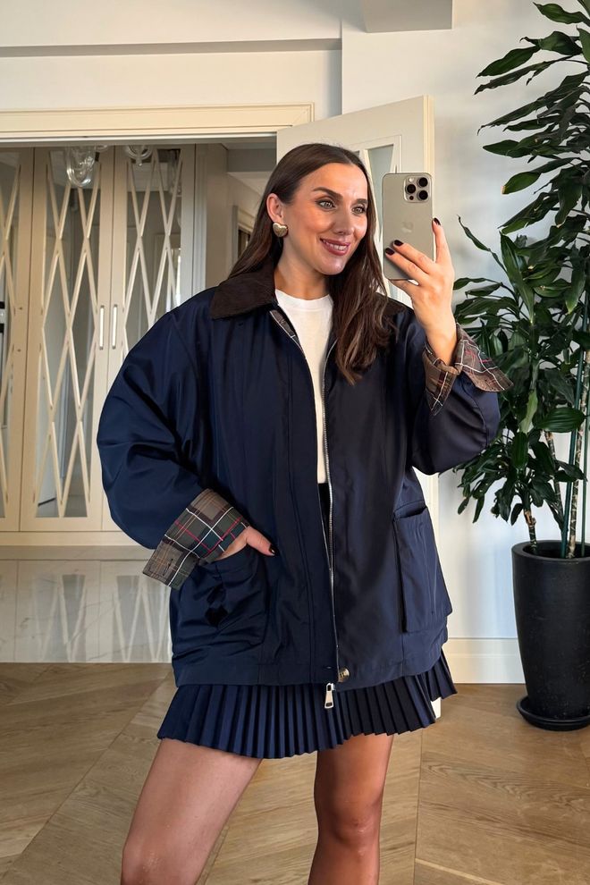 Tuba Marineblau Mantel Mit Oversized Passform Und Spitzkragen Großhandelskleidung Herbst