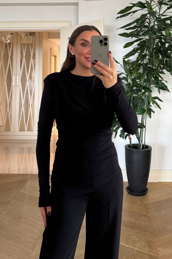 Tuba Chemise Noire Élégante À Manches Extra Longues Vêtements en gros Décontracté