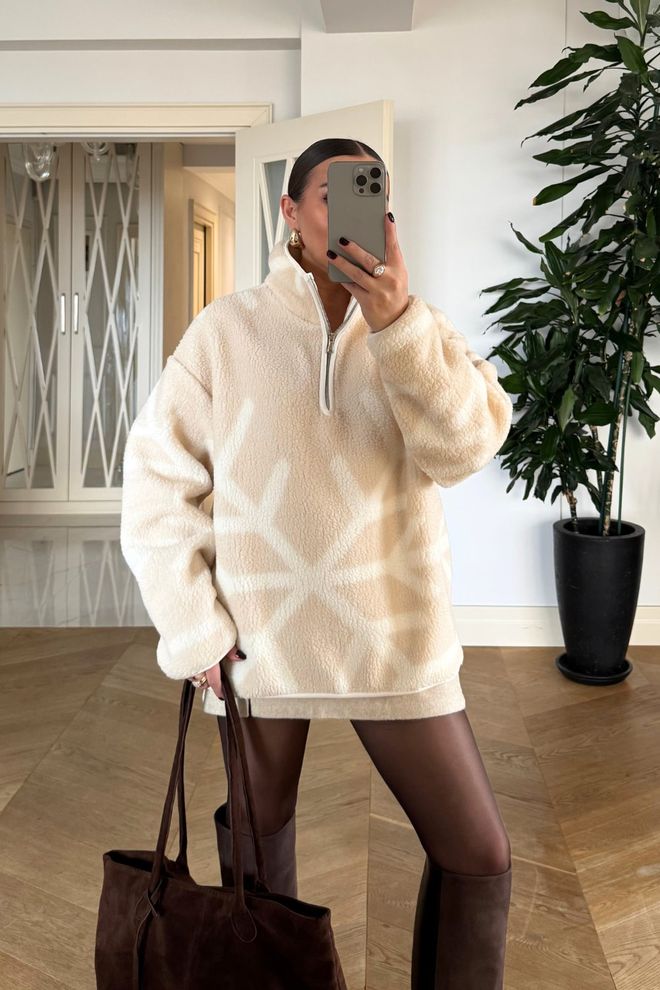 Tuba Bej Sweatshirt Bol Kesim Ve Balıkçı Yaka İle Toptan Giyim 1