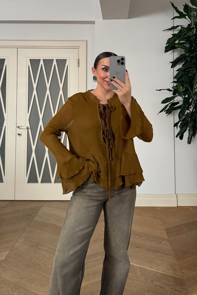 Tuba Chemise Boho Marron À Lien Et Manches À Volants Vêtements en gros Modeste