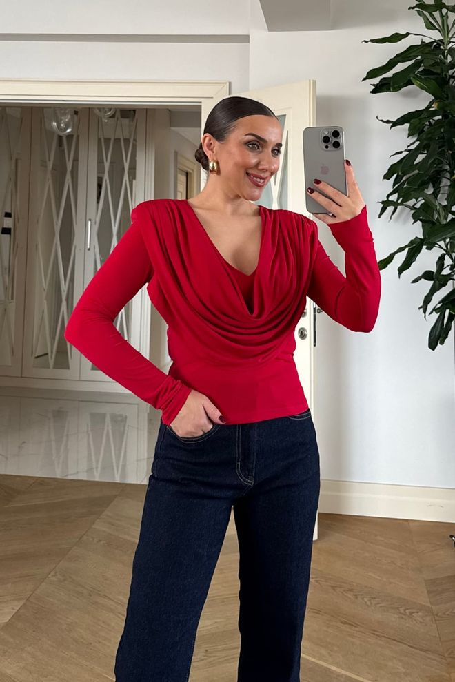 Tuba Chemise Rouge Élégante Ajustée Avec Col Bénitier Vêtements en gros Décontracté