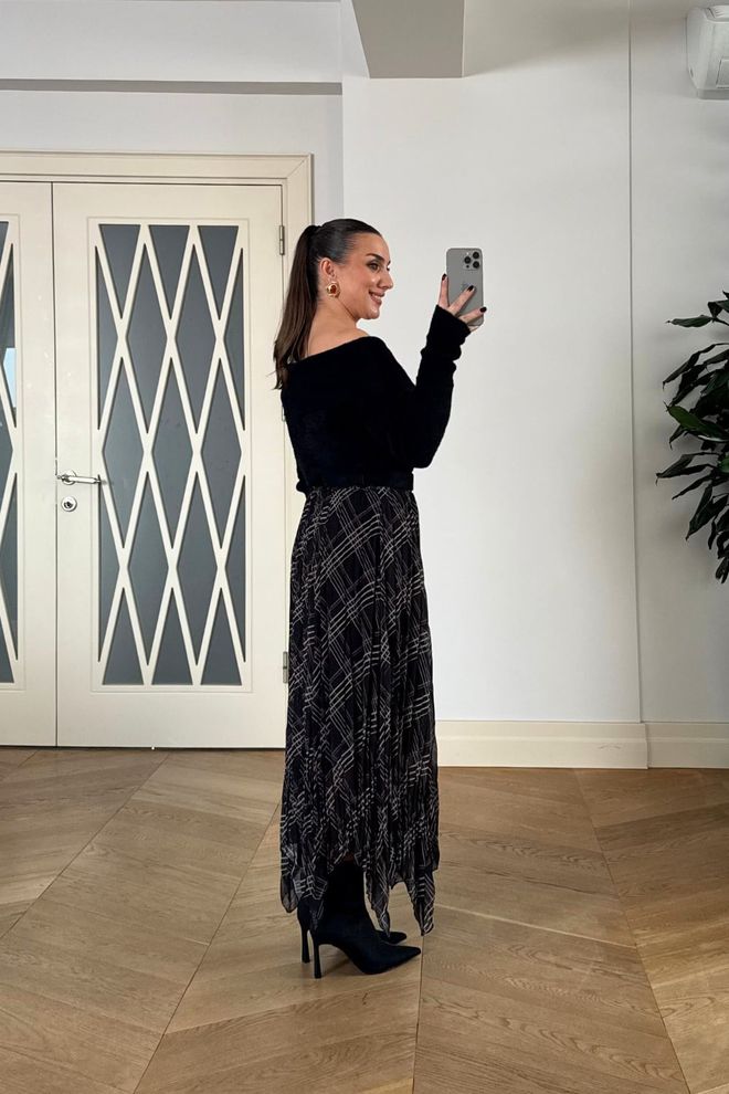 Tuba Elegant Black Asymmetrical Checkered Midi Skirt Wholesale Clothing Fall