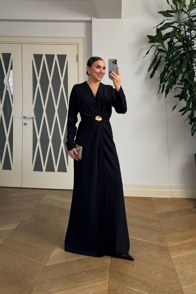 Tuba Elegantes Schwarzes Wickelkleid Mit V Ausschnitt Und Langen Ärmeln Großhandelskleidung Modest