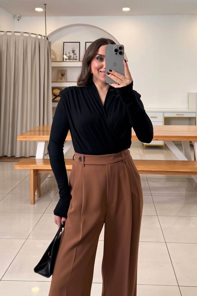 Tuba Черная Элегантная Официальная Приталенная Блузка С V образным Вырезом Оптовая продажа одежды Скромный