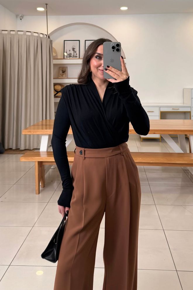 Tuba Μαύρη Κομψή Επίσημη Στενή Μπλούζα Με V Ντεκολτέ Χονδρικό εμπόριο ενδυμάτων Άνοιξη