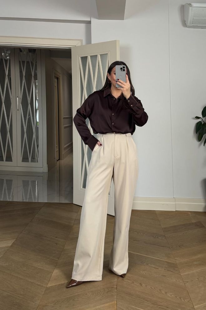 Tuba Beige Palazzo Hose Mit Weitem Bein Und Knopfleiste Großhandelskleidung Lässig