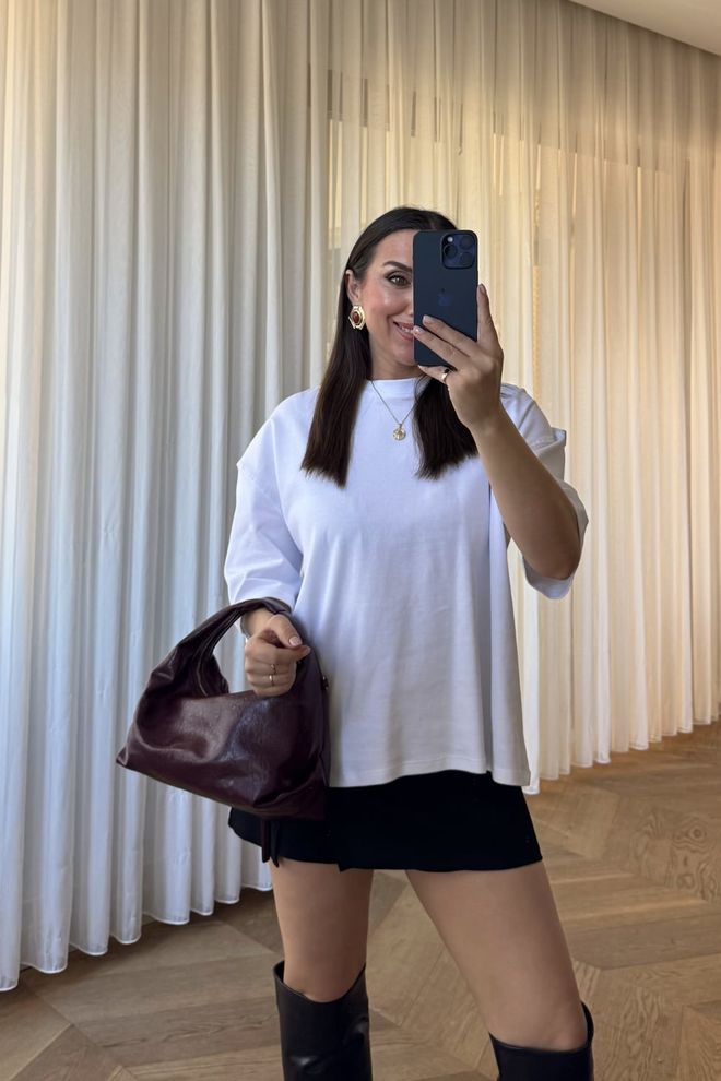 Tuba White Casual Streetwear Tshirt Wholesale Clothing 1