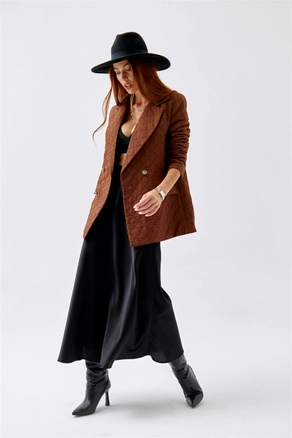 A model wears 36157 - Jacket - Brown, wholesale undefined of Tuba Butik to display at Lonca