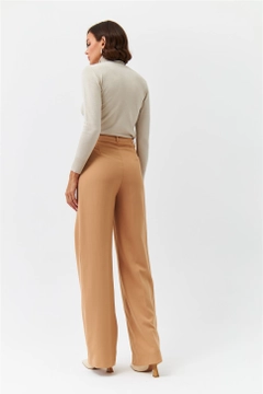 A wholesale clothing model wears 36346 - Pants - Camel, Turkish wholesale Pants of Tuba Butik