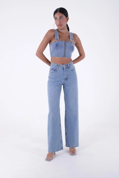 Ένα μοντέλο χονδρικής πώλησης ρούχων φοράει 37419 - Jeans - Light Blue, τούρκικο Τζιν χονδρικής πώλησης από XLove