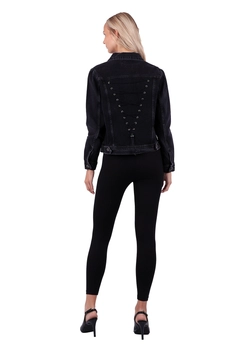 Ein Bekleidungsmodell aus dem Großhandel trägt 37399 - Denim Jacket - Anthracite, türkischer Großhandel Jeansjacke von XLove
