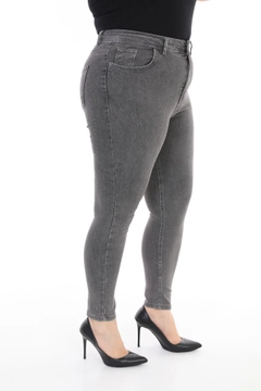Модел на дрехи на едро носи 37465 - Jeans - Dark Grey, турски едро Дънки на XLove