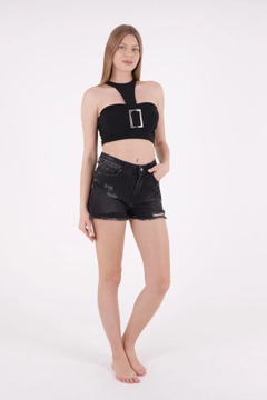 A wholesale clothing model wears 37353 - Denim Shorts - Anthracite, Turkish wholesale Denim Shorts of XLove