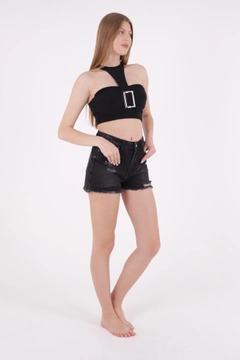A wholesale clothing model wears 37353 - Denim Shorts - Anthracite, Turkish wholesale Denim Shorts of XLove