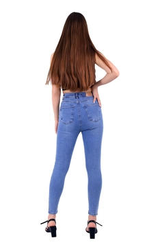 A wholesale clothing model wears 37475 - Jeans - Light Blue, Turkish wholesale Jeans of XLove