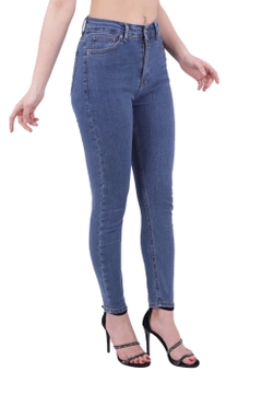 A wholesale clothing model wears 40275 - Jeans - Blue, Turkish wholesale Jeans of XLove