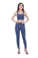Bir model,  toptan giyim markasının 40275-jeans-blue toptan  ürününü sergiliyor.