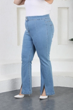 A wholesale clothing model wears XLO10033 - Jeans - Blue, Turkish wholesale Jeans of XLove