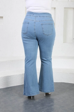 A wholesale clothing model wears XLO10033 - Jeans - Blue, Turkish wholesale Jeans of XLove