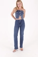 Ένα μοντέλο χονδρικής πώλησης ρούχων φοράει xlo10042-jeans-dark-blue, τούρκικο  χονδρικής πώλησης από 