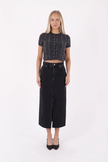 A wholesale clothing model wears  Denim Mid-Length Skirt With Front Slit And Tassels - Anthracite
, Turkish wholesale Skirt of XLove