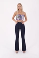 Een kledingmodel uit de groothandel draagt xlo10166-high-waist-and-wide-leg-skinny-jean-navy-blue, Turkse groothandel  van 