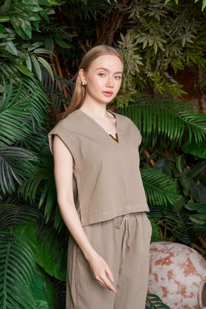 XLove Khaki Blouse With V Neck Sleeveless Cap Sleeve Wholesale Clothing Cotton